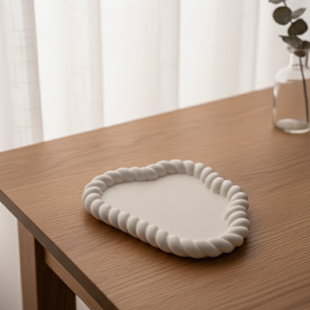 Obiecte decorative din ceramica - Tăviță formă norișor albă „Linearis”