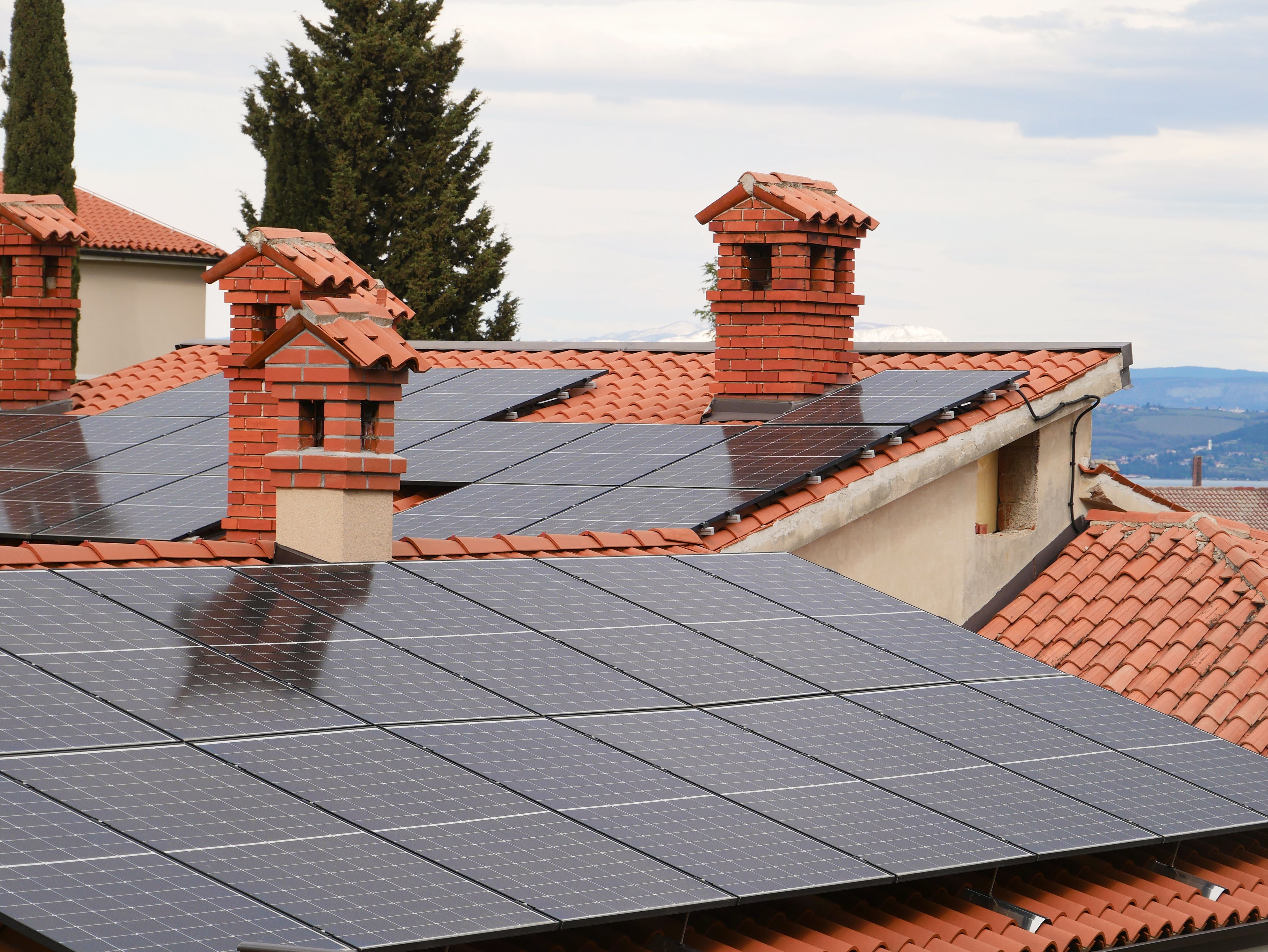 Ghid complet: panouri fotovoltaice pentru casă în 2026