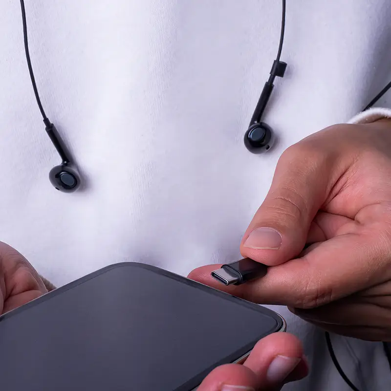 Casti stereo si microfon USB-C 1.2m negru maXlife MXEP-04 - IoElectronice.ro [7]