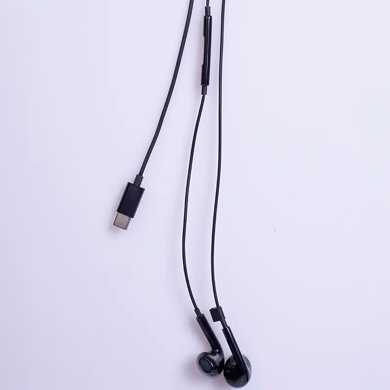 Casti stereo si microfon USB-C 1.2m negru maXlife MXEP-04 - IoElectronice.ro [5]