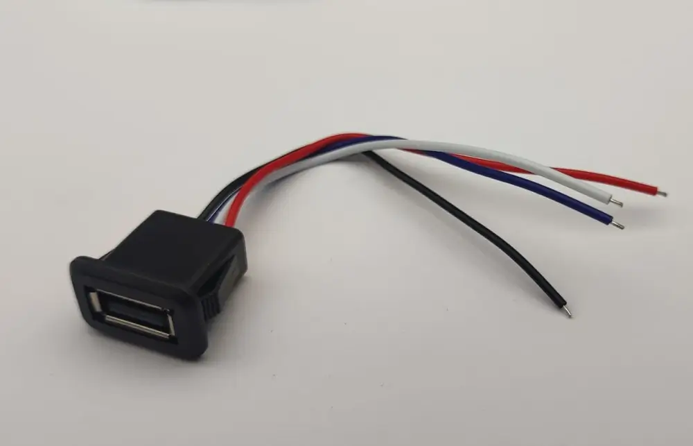 Mufa USB2.0 mama panou tip A 1 port gabarit mic 18xH10mm 4 fire OEM [1]