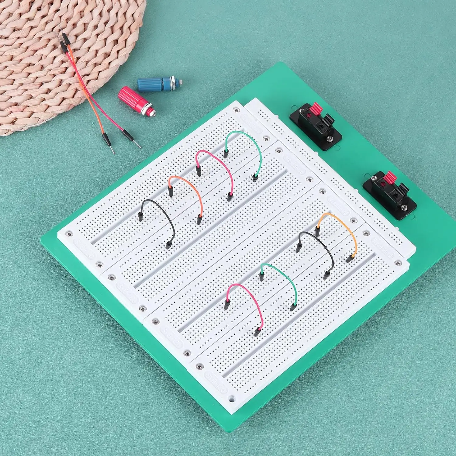 Placa test Breadboard OEM 2760 puncte conectare 20-29AWG 300V/3-5A, lungime 830mm, tip prototipare. [4]