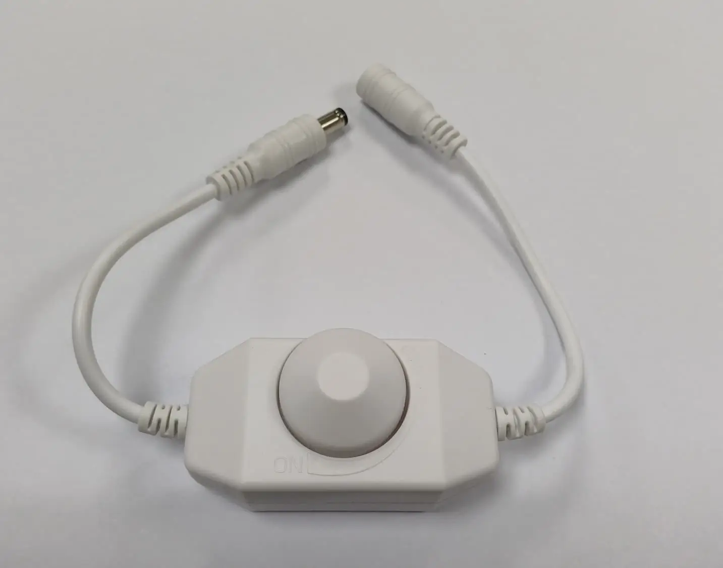 Variator Dimmer Tensiune 12V/2A Montaj pe Fir cu Mufa 5.5x2.1 mm - Control Lumini Efficient [3]