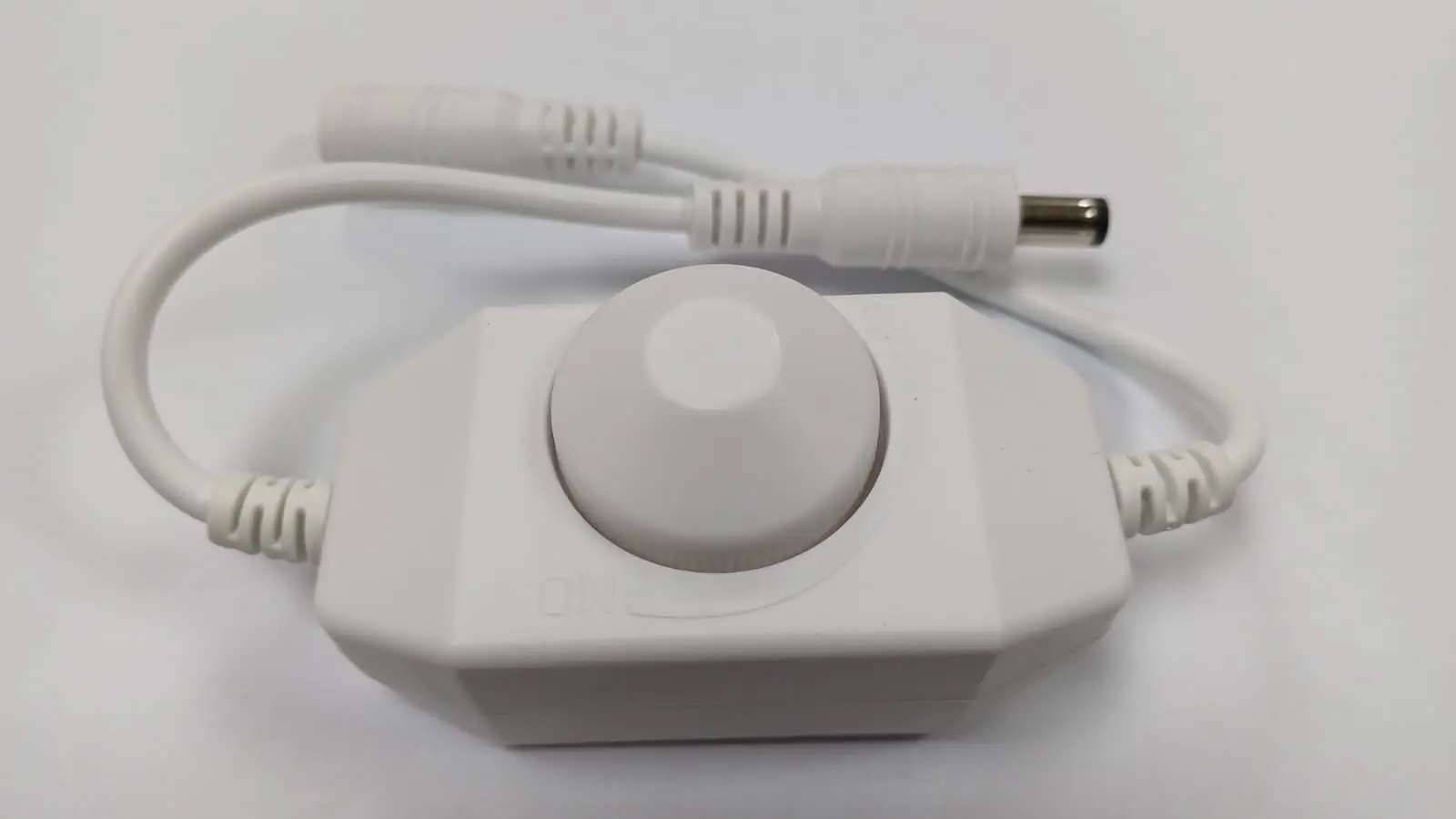 Controller banda LED - Variator Dimmer Tensiune 12V/2A Montaj pe Fir cu Mufa 5.5x2.1 mm - Control Lumini Efficient