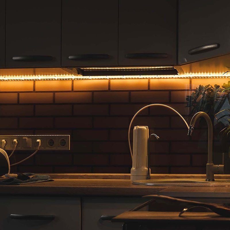 Banda LED SMD2835 12V 20W/m 240LED/m 2000lm/m 3000K IP20 5M V-tac SKU-212164 – IoElectronice.ro [9]