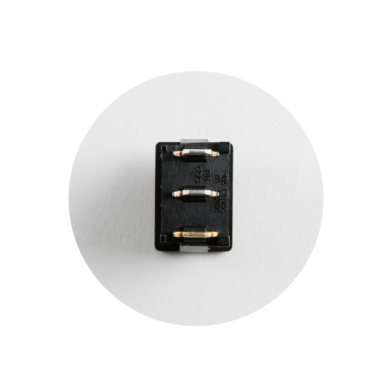 Comutator 250V 6A cu retinere bec rosu 1 circuit 2 pozitii Somogyi Elektronic - IoElectronice.ro [2]