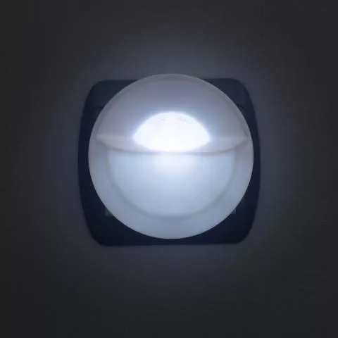 Lumina de orientare LED Phenom cu senzor de lumină, Euro CEE 7/16, alb, 1 W, 24 luni garanție. [2]