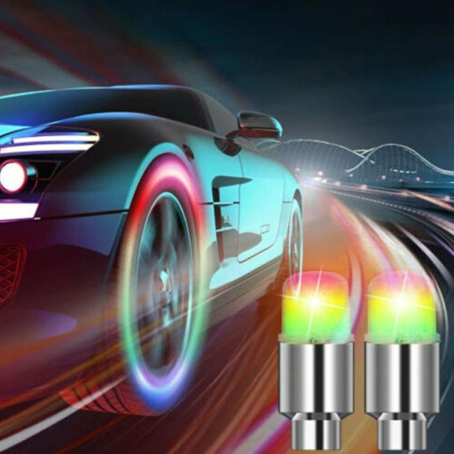 Set 2 Capace LED RGB cu Senzor de Lumina și Mișcare – Vizibilitate și Stil pentru Mașină, Bicicletă sau Motocicletă [2]