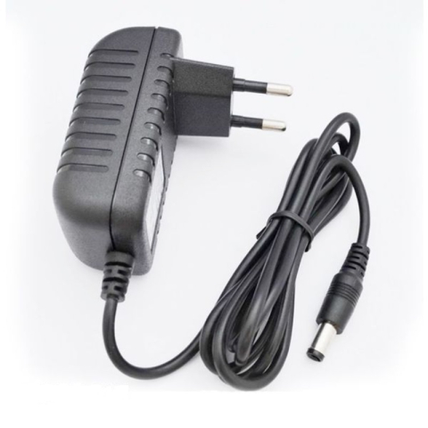 Surse-alimentatoare - Alimentator 220V la 5V 3A, adaptor cu mufă 5.5x2.1mm – Putere sigură și fiabilă