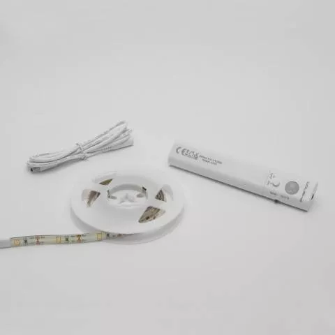 Banda LED - Banda LED cu senzor de mișcare cu baterie 100cm alb cald 3000K Phenom Lighting – IoElectronice.ro