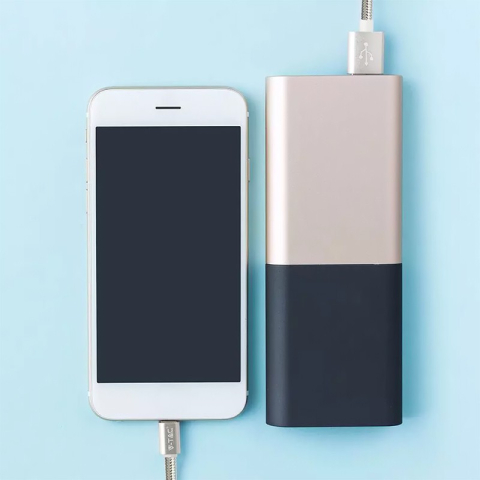 Cablu USB Type C 1m argintiu 2.4A V-Tac SKU-8492, conector USB A și USB Type C, cablu rotund cu trestie textilă. [2]