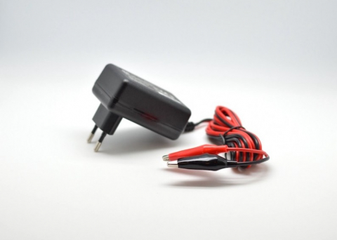 Incarcatoare acumulatori - Încărcător Acumulator Plumb Acid 12V, 13.8V/1A, Tensiune 230V, Debransare Automată