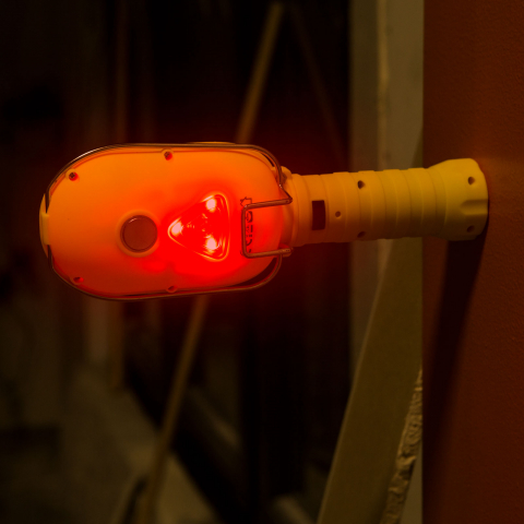 Lampa de lucru COB LED cu acumulator 18650, design clasic, luminozitate 230lm, suport magnetic, port MicroUSB [7]