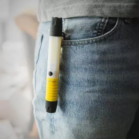 Lanterna COB LED HANDY cu talpă magnetică, clemă de fixare, 24 luni garanție, utilizare practică [1]