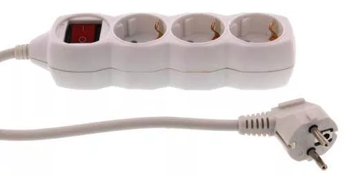 Prelungitoare electrice - Prelungitor 3 prize 1.5m cu întrerupător 3500W 16A 3xG1.5mm² Well – IoElectronice.ro