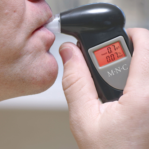 Solutii de intretinere auto - Sonda alcool cu afisaj digital si 5 duze M`N`C 55791B – IoElectronice.ro