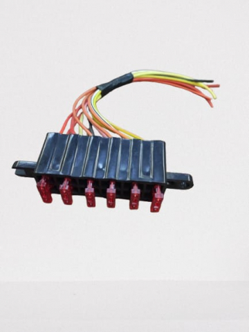Sigurante auto - Suport sigurante auto medie 20mm cu 6 sloturi, inclusiv siguranțe 10A și fir, ideal pentru sigurante auto și electrice