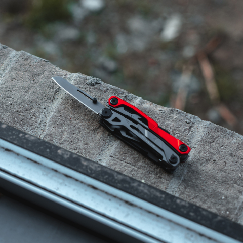 Multi Tool 7 funcții nitrură de titan TRU-MTL-0004-G TRUE UTILITY, lungime 10 cm, unelte versatile pentru camping și activități în aer liber [2]