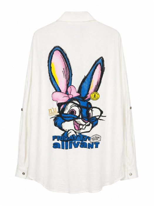 Cămașă Oversize Albă Street Bunny cu Imprimeu Grafic pe Spate - Isabellia [4]