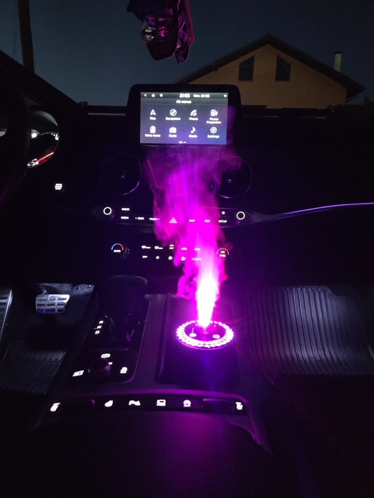 Odorizant Auto cu Proiecție Stele, Aromaterapie și USB Type-C – Ideal pentru Suportul de Pahare al Mașinii [11]