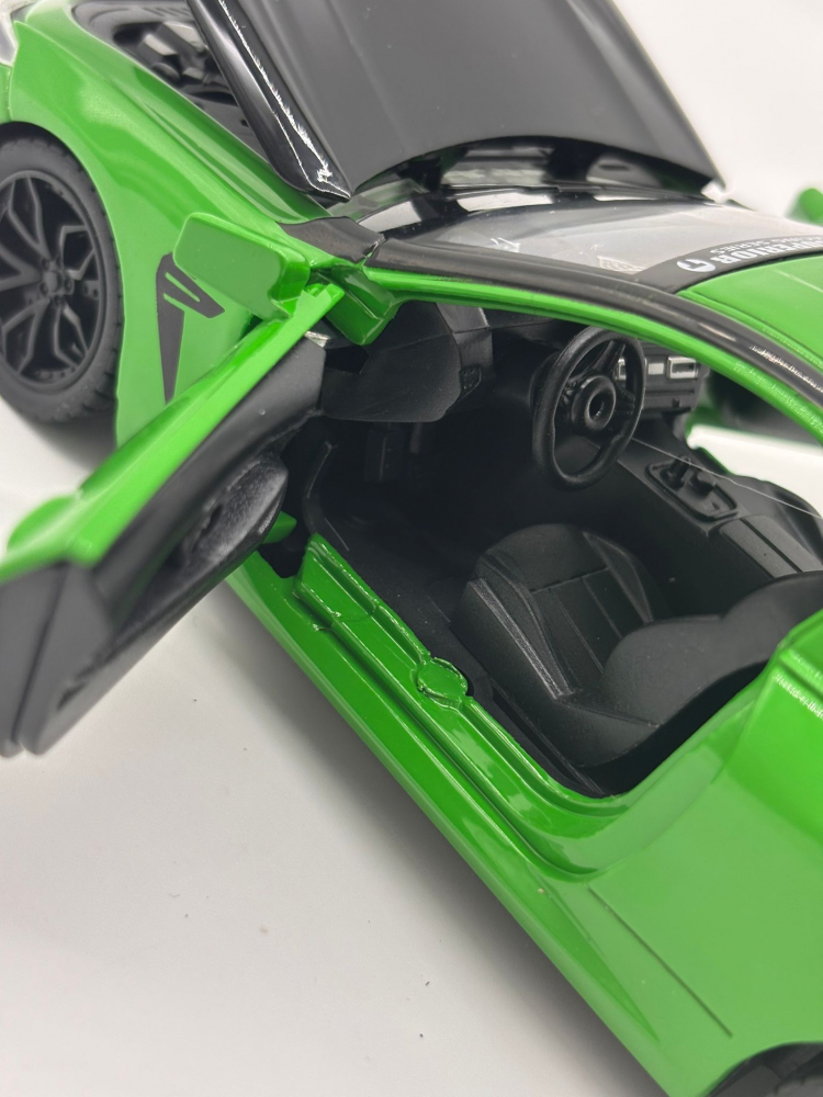 Automacheta BMW M8 Competition – 20 cm, Sunete si Lumini, Elemente Mobile [7]