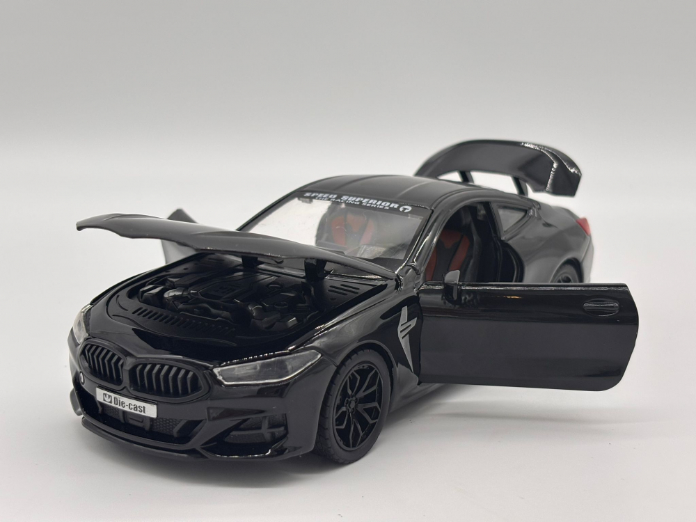 Automacheta BMW M8 Competition – 20 cm, Sunete si Lumini, Elemente Mobile [2]