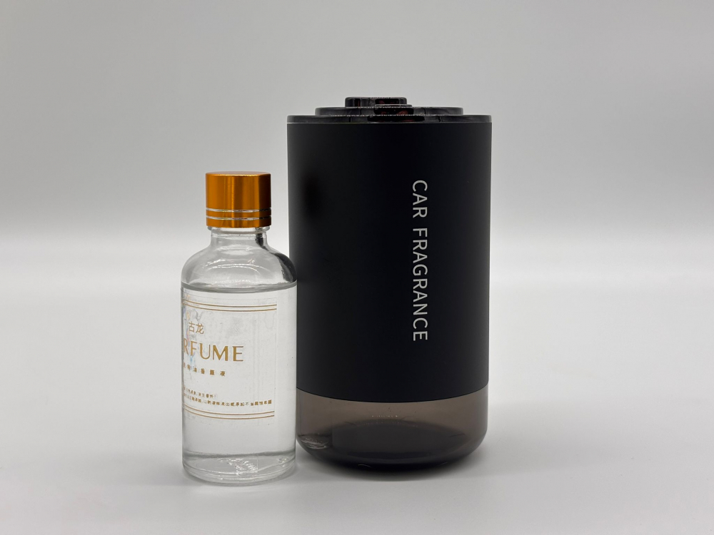 Odorizant Auto cu Proiecție Stele, Aromaterapie și USB Type-C – Ideal pentru Suportul de Pahare al Mașinii [16]