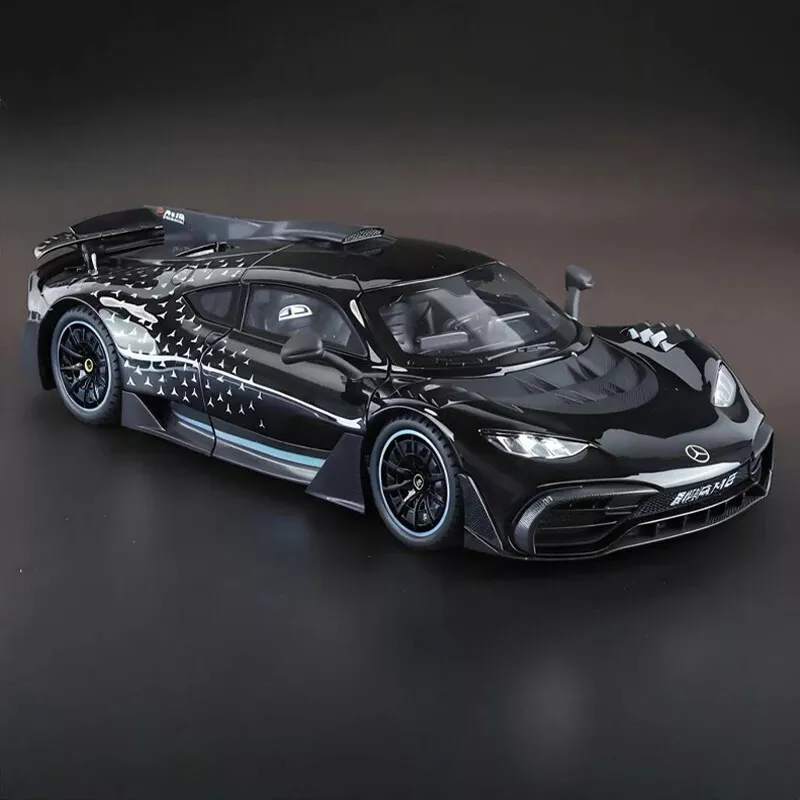Automacheta Mercedes-Benz AMG One din Metal, 25 cm Usi si Elemente Mobile,Faruri, Stopuri si Bord Interior Luminate, Sunete Realiste, 25 cm, Volan Functional [1]