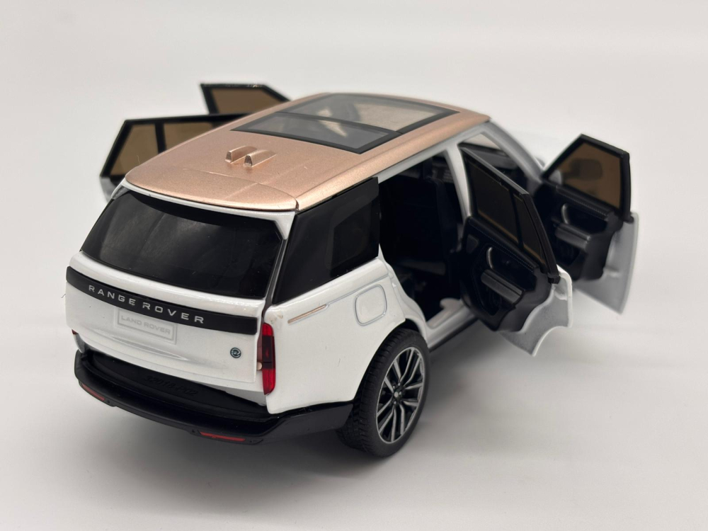Automachetă Land Rover Range Rover Sport din Metal, 1:32, Funcție Pull-Back, Uși, Capotă și Portbagaj Deschizătoare, Lumină și Sunet, 16.5 cm [8]