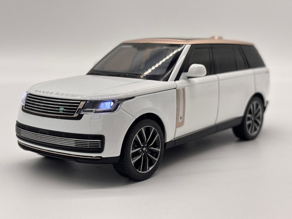 Automachetă Land Rover Range Rover Sport din Metal, 1:32, Funcție Pull-Back, Uși, Capotă și Portbagaj Deschizătoare, Lumină și Sunet, 16.5 cm [15]
