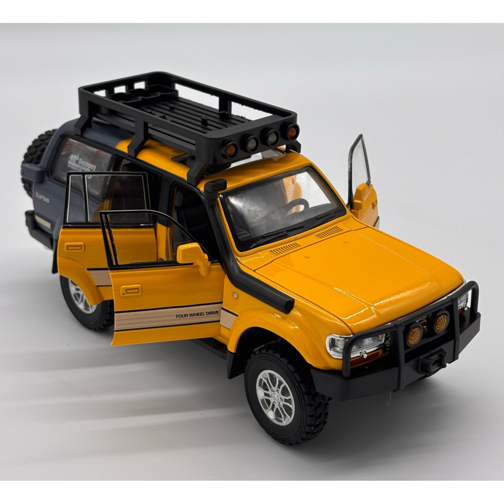 Macheta Toyota Land Cruiser, din Metal, cu Sunete, Lumini, Functie Pull-Back, Accesorii, Usi, Capota si Portbagaj Deschizatoare [7]