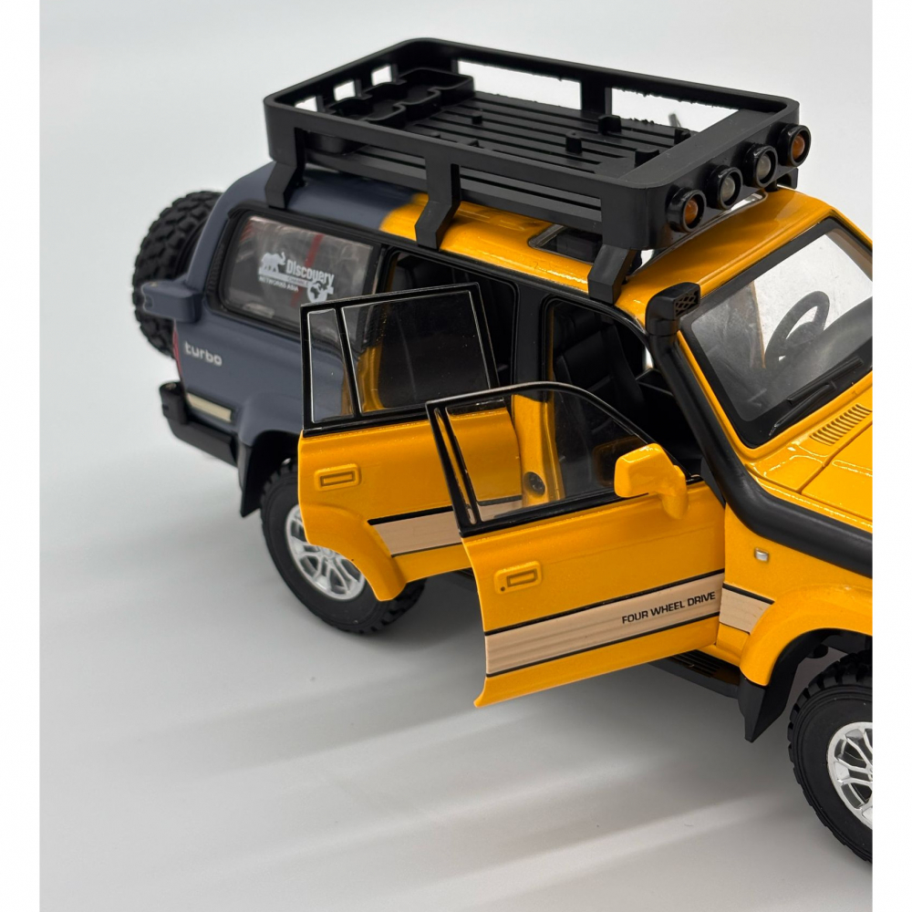 Macheta Toyota Land Cruiser, din Metal, cu Sunete, Lumini, Functie Pull-Back, Accesorii, Usi, Capota si Portbagaj Deschizatoare [8]
