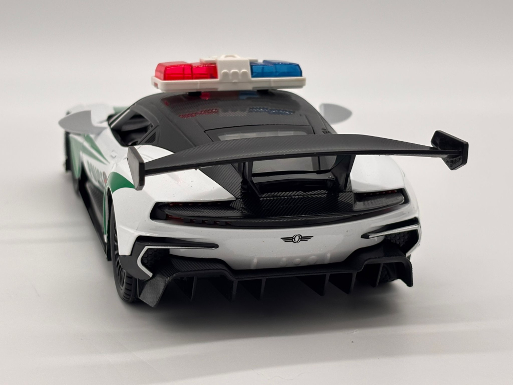 Automachetă Aston Martin Valkyrie Poliție, din Metal, 1:24, 20 cm, Funcție Pull-Back, Elemente Mobile, Sunete și Lumini [3]