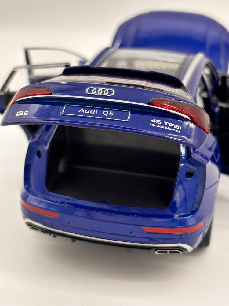Automacheta Audi Q5 S-Line 45 TFSI, din Metal – 20,5 cm, cu Funcție Pull-Back, Sunete, Lumini și Elemente Mobile [9]