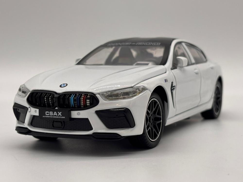 Automachetă BMW M8 Competition Pachet MANHART din Metal, 1:24, Fum pe Bază de Apă, Funcție Pull-Back, Uși, Capotă și Portbagaj Deschizătoare, Lumină și Sunet, 21 cm [2]