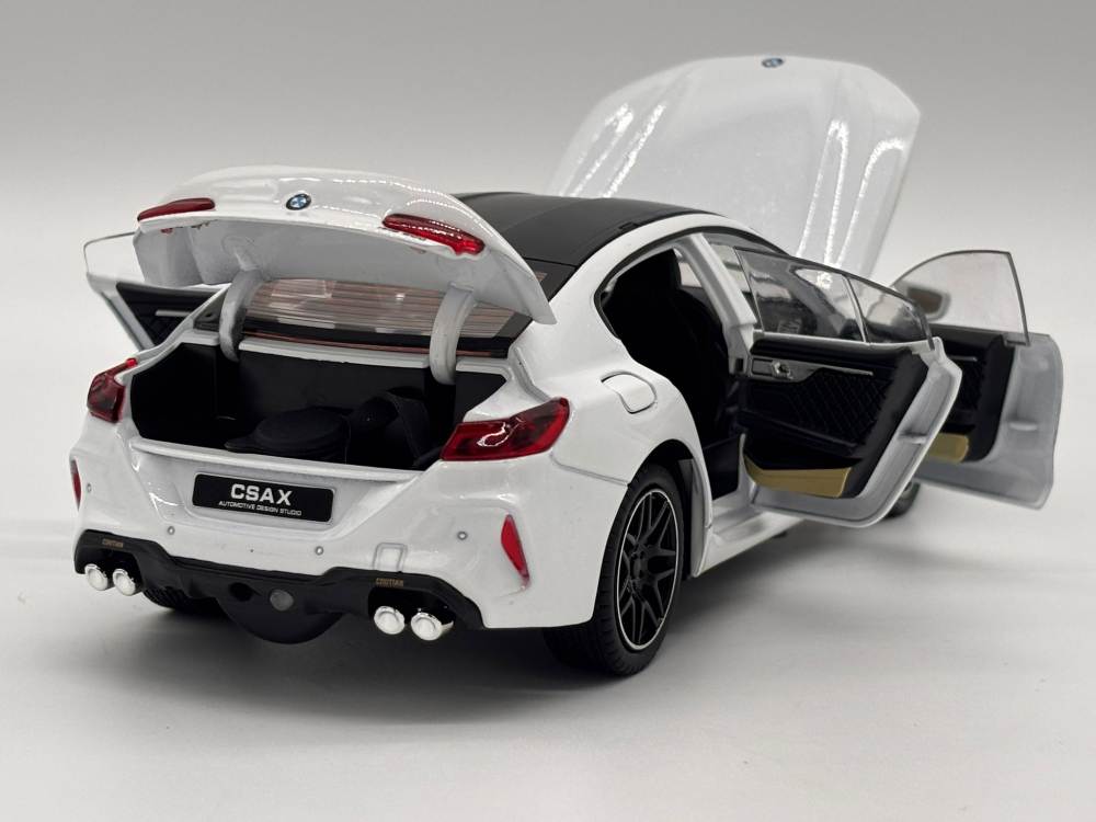 Automachetă BMW M8 Competition Pachet MANHART din Metal, 1:24, Fum pe Bază de Apă, Funcție Pull-Back, Uși, Capotă și Portbagaj Deschizătoare, Lumină și Sunet, 21 cm [13]