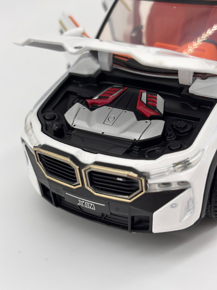 Automacheta BMW XM, din Metal, cu Sunete, Lumini, Elemente Mobile, 15 cm [3]