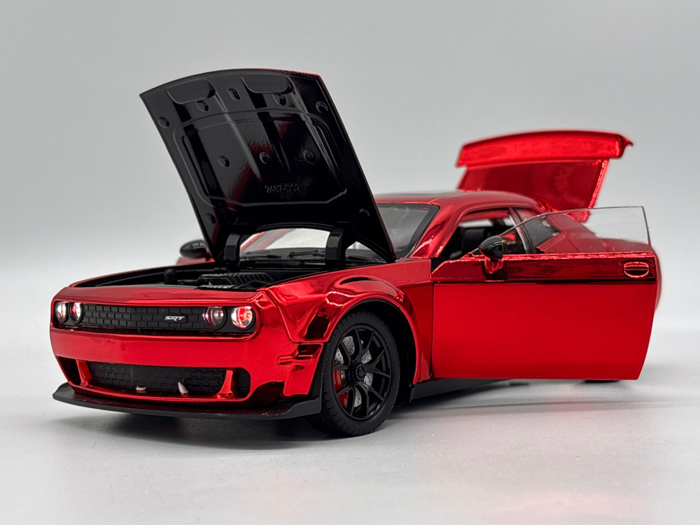 Automachetă Dodge Challenger SRT din Metal, 1:24, Funcție Pull-Back, Uși, Capotă și Portbagaj Deschizătoare, Sunete și Lumini, 20cm [8]