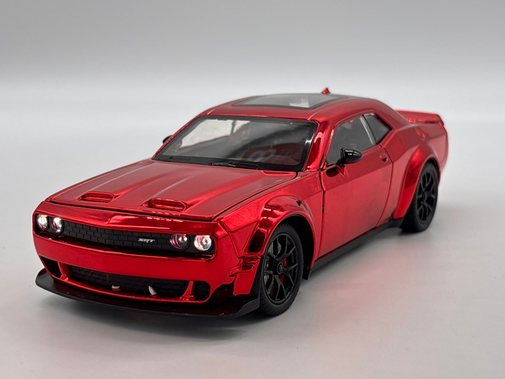 Automachetă Dodge Challenger SRT din Metal, 1:24, Funcție Pull-Back, Uși, Capotă și Portbagaj Deschizătoare, Sunete și Lumini, 20cm [5]