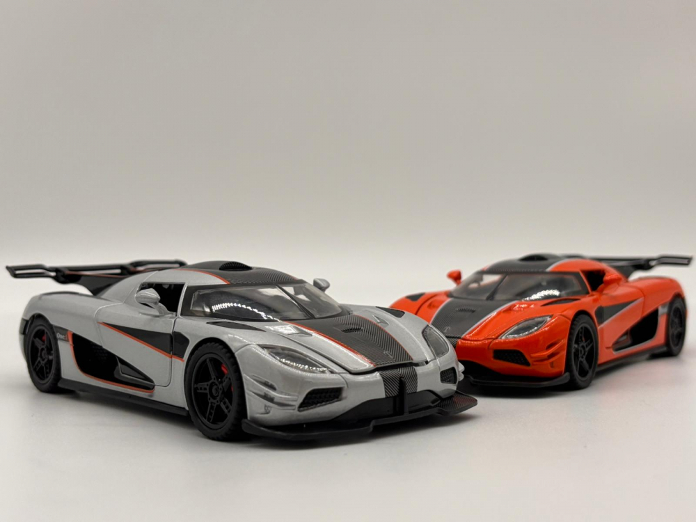Automacheta Koenigsegg One – Metalică, 15 cm, cu Funcție Pull-Back, Uși și Elemente Mobile, Sunete și Lumini Realistice [15]