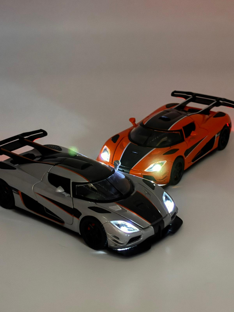 Automacheta Koenigsegg One – Metalică, 15 cm, cu Funcție Pull-Back, Uși și Elemente Mobile, Sunete și Lumini Realistice [9]