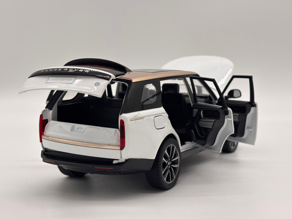 Automachetă Land Rover Range Rover Sport din Metal, 1:24, Funcție Pull-Back, Uși, Capotă și Portbagaj Deschizătoare, Lumină și Sunet, 22cm [17]