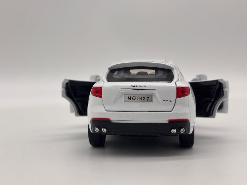 Automacheta Maserati Levante, din Metal, 15 cm – Cu Funcție Pull-Back, Sunete, Lumini și Elemente Mobile [9]
