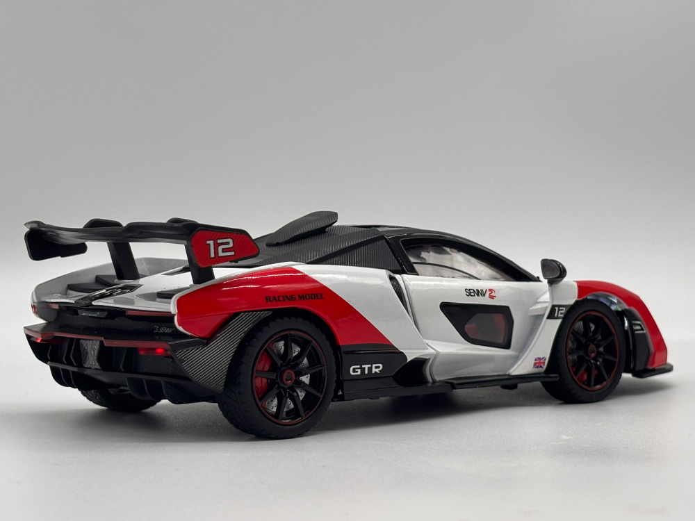 Automachetă McLaren Senna GTR din Metal, 1:24, Funcție Pull-Back, Uși, Capotă și Portbagaj Deschizătoare, Sunete și Lumini, 20 cm [6]