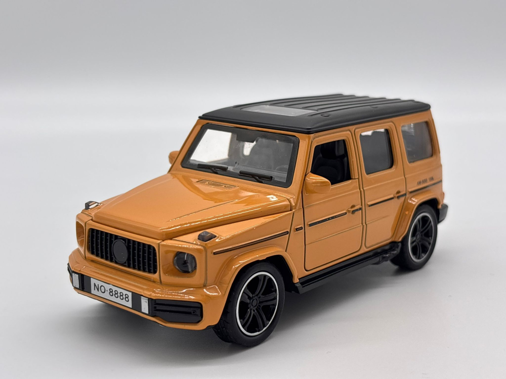 Automachetă Mercedes G-Class din Metal, 1:32, Funcție Pull-Back, Uși și Portbagaj Deschizătoare, Faruri Funcționale, 16 cm [2]