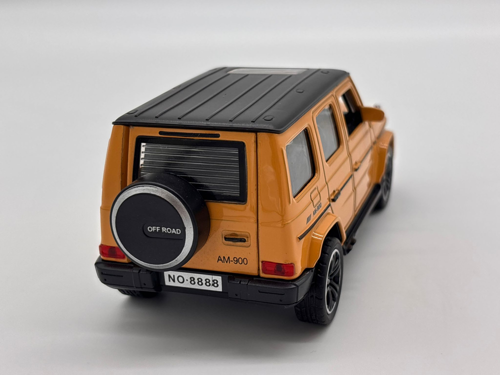 Automachetă Mercedes G-Class din Metal, 1:32, Funcție Pull-Back, Uși și Portbagaj Deschizătoare, Faruri Funcționale, 16 cm [7]
