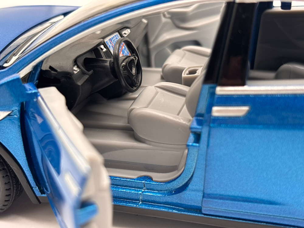 Automachetă Tesla Model X din Metal, cu Telecomandă, Fum pe Bază de Apă, Lumină și Sunet, Acumulator Inclus [6]