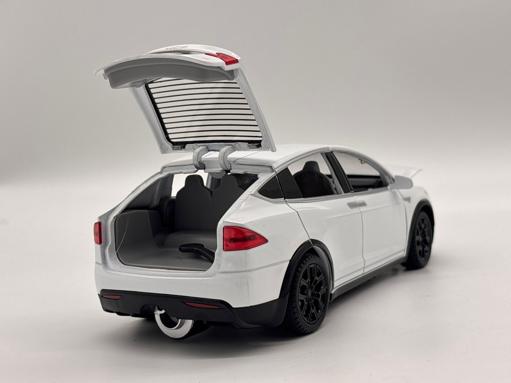 Automachetă Tesla Model X din Metal, cu Telecomandă, Fum pe Bază de Apă, Lumină și Sunet, Acumulator Inclus [8]