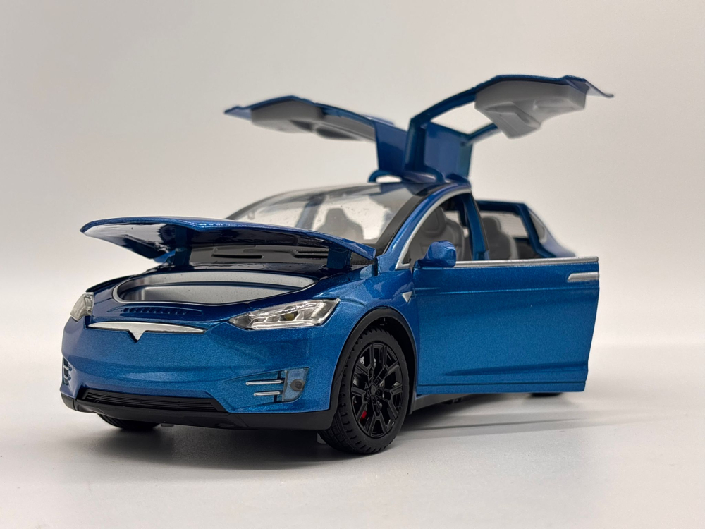 Automachetă Tesla Model X din Metal, cu Telecomandă, Fum pe Bază de Apă, Lumină și Sunet, Acumulator Inclus [10]