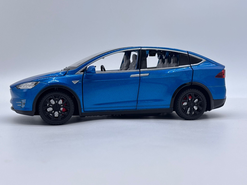 Automachetă Tesla Model X din Metal, cu Telecomandă, Fum pe Bază de Apă, Lumină și Sunet, Acumulator Inclus [12]